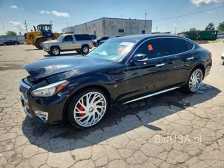 INFINITI Q70L 3.7 LUXE