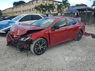 TOYOTA CAMRY SE