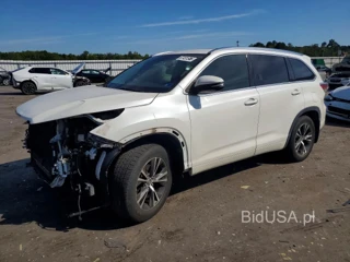 TOYOTA HIGHLANDER XLE