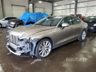 VOLVO S60 T6 MOMENTUM
