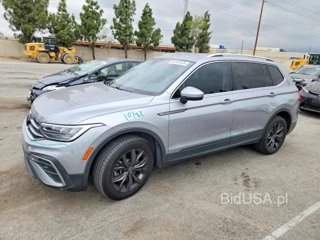 VOLKSWAGEN TIGUAN SE