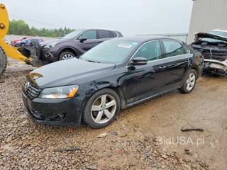 VOLKSWAGEN PASSAT SE