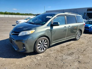 TOYOTA SIENNA XLE 7-PASSENGER