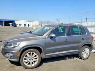 VOLKSWAGEN TIGUAN S