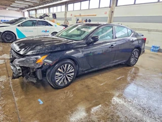NISSAN ALTIMA SV