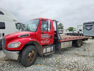 FREIGHTLINER M2 106 MEDIUM DUTY