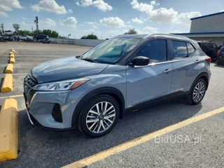 NISSAN KICKS SV