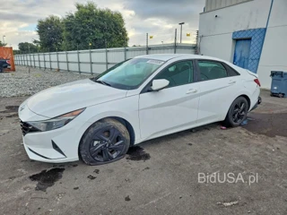 HYUNDAI ELANTRA BLUE