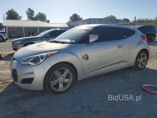 HYUNDAI VELOSTER BASE