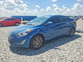 HYUNDAI ELANTRA SE