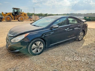 HYUNDAI SONATA HYBRID