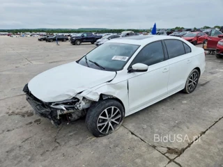 VOLKSWAGEN JETTA SE