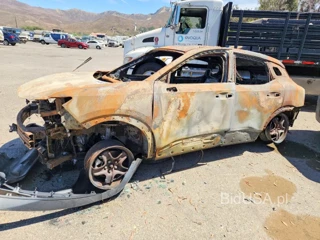 NISSAN KICKS SV