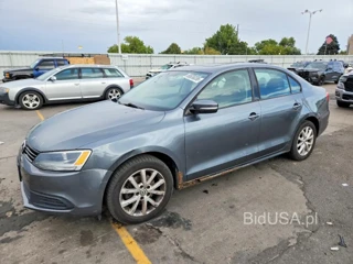VOLKSWAGEN JETTA SE