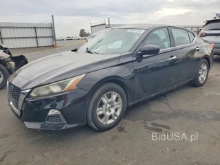 NISSAN ALTIMA S