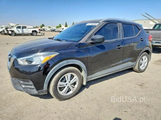 NISSAN KICKS S