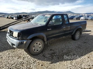NISSAN FRONTIER XE