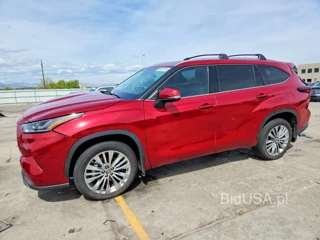 TOYOTA HIGHLANDER PLATINUM