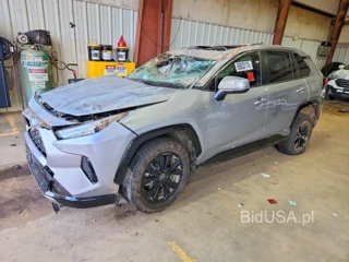 TOYOTA RAV4 SE