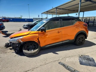 NISSAN KICKS SR