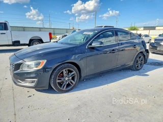 VOLVO S60 PLATINUM
