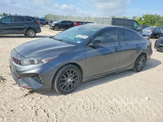 KIA FORTE GT LINE