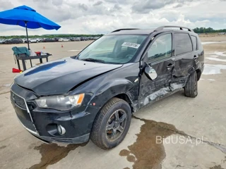 MITSUBISHI OUTLANDER ES