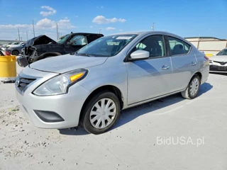 NISSAN VERSA SV