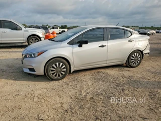 NISSAN VERSA S