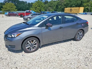 NISSAN VERSA S
