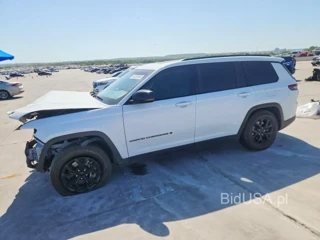 JEEP GRAND CHEROKEE L LAREDO