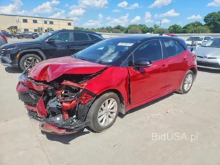 TOYOTA COROLLA HATCHBACK SE