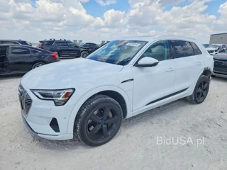 AUDI E-TRON PREMIUM PLUS
