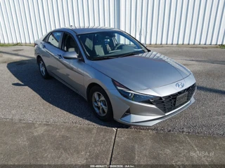HYUNDAI HYUNDAI ELANTRA SE