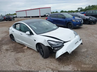 TESLA TESLA MODEL 3 REAR-WHEEL DRIVE
