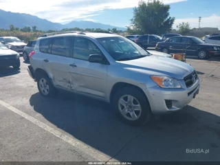TOYOTA TOYOTA RAV4 BASE V6