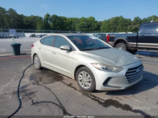 HYUNDAI HYUNDAI ELANTRA SE