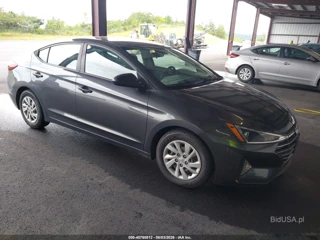 HYUNDAI HYUNDAI ELANTRA SE