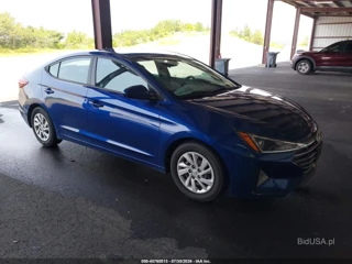HYUNDAI HYUNDAI ELANTRA SE