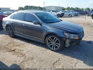 VOLKSWAGEN VOLKSWAGEN PASSAT 1.8T R-LINE