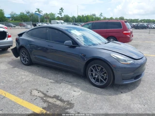 TESLA TESLA MODEL 3 REAR-WHEEL DRIVE