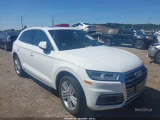 AUDI AUDI Q5 2.0T PREMIUM/2.0T TECH PREMIUM