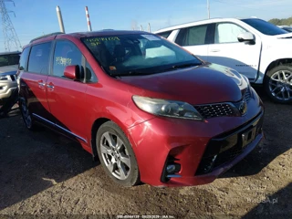 TOYOTA TOYOTA SIENNA SE 8 PASSENGER