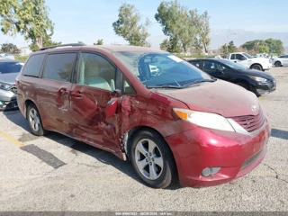 TOYOTA TOYOTA SIENNA LE 8 PASSENGER