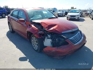 CHRYSLER CHRYSLER 200 TOURING