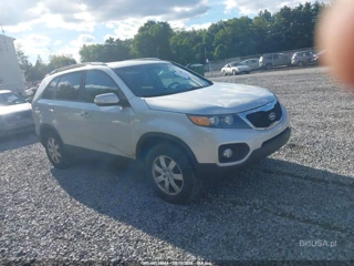 KIA KIA SORENTO LX
