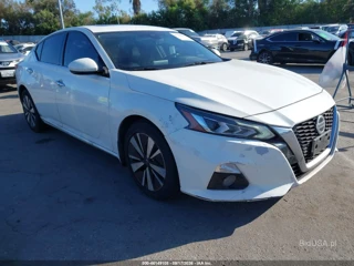 NISSAN NISSAN ALTIMA SV FWD