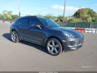 PORSCHE PORSCHE MACAN
