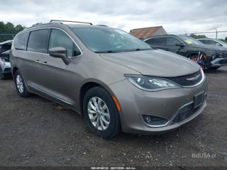CHRYSLER CHRYSLER PACIFICA TOURING L