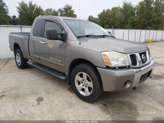 NISSAN NISSAN TITAN SE